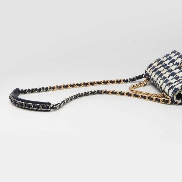 Chanel Blue/White Houndstooth Tweed Chanel 19 Small Flap Bag - Picture 8 of 11